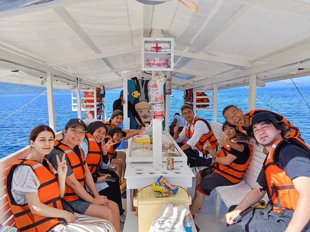 ハローワールドツアー